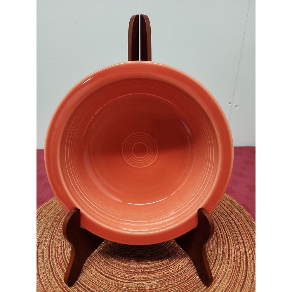 Fiesta Large Round Vegetable Bowl In Persimmon 8.25 Round 40 Ounce 1998 Retired